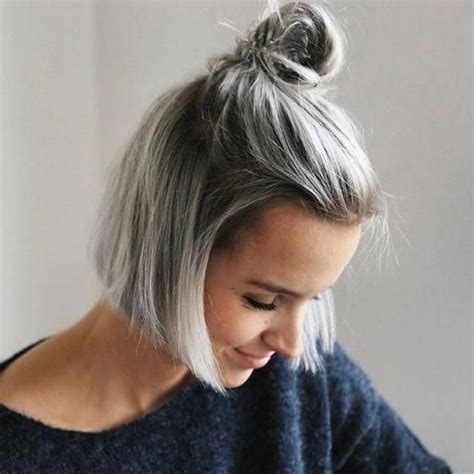 How To Wear Trendy Gray Hair 7 Short Bob Gray Hair Bobstyles Cute Hairstyles For Short Hair