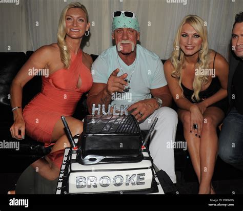 Hulk Hogan Celebrates His 58th Birthday With His Wife Jennifer Mcdaniel And His Daughter Brooke