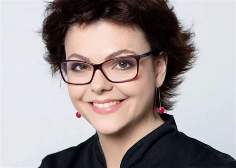 Ötvös is situated nearby to töröktanya. Csokoládé Világ - Minden, amit a csokoládé megmunkálásáról ...