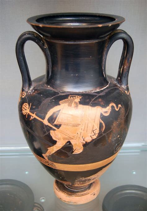 Red Figured Neck Amphora Attic 480 460 Bc Attr To Providence