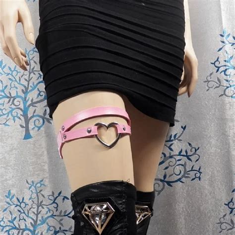 Women Sexy Handmade Punk Leg Ring Elastic Leg Belt Harajuku Hot Rock Goth Leather Sweet Heart