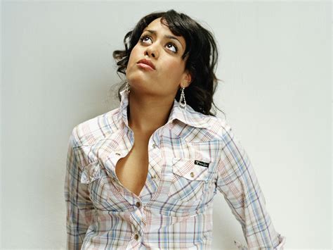 Amel bent's channel, the place to watch all videos, playlists, and live streams by amel bent on dailymotion. Amel Bent : WALLPAPERS For Everyone