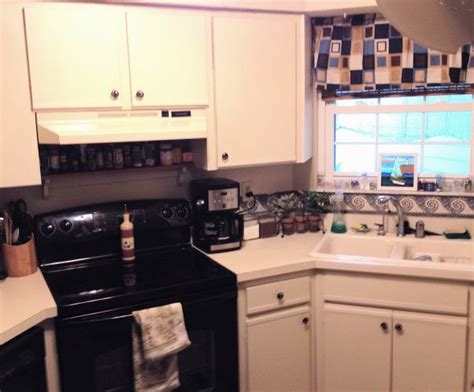 Refacing cabinets is a quick and easy way to change the look of your kitchen without the mess and expense of a complete remodeling. Pin on Home