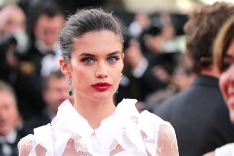 Victoria’s Secret Model Sara Sampaio Says Lui Magazine Published Nude Photos Of Her Without Her
