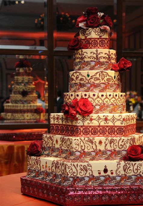 These 10 Wedding Cakes With An Indian Theme Are The Best Thing Youll