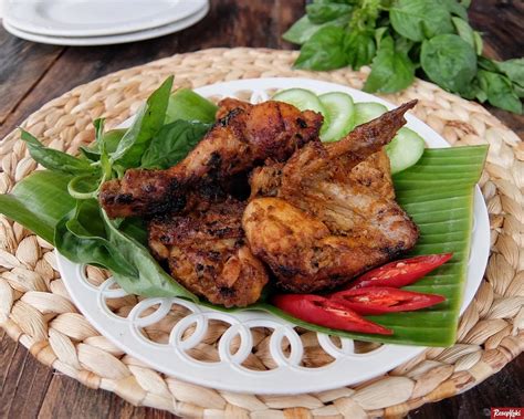 Ayam Bakar Padang Penuh Bumbu Sedap Praktis - Resep | ResepKoki