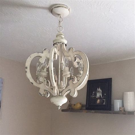 Shabby Chic Distressed 6 Light Chandelier Shabby Chic