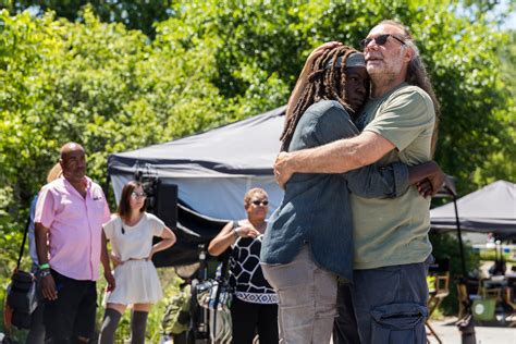 8x01 ~ Mercy ~ Behind The Scenes The Walking Dead Photo 40753318
