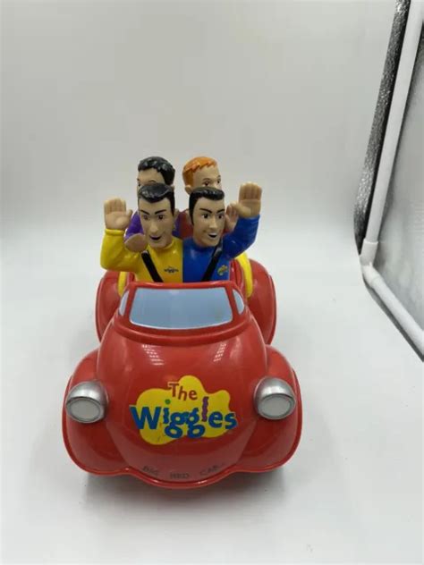 The Wiggles Big Red Car Toy Spin Master 2003 Toot Toot Singing Musical