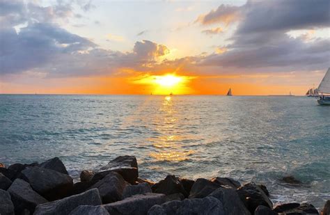 6 Awesome Places To Watch The Sunset In Key West Travelcami