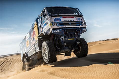 Dakar 2022 Kamaz Fa Debuttare Due Nuovi K5 Rallyit