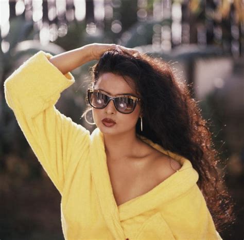 Happy Birthday Rekha A Timeless Diva And Her Timeless Beauty Moviekoop