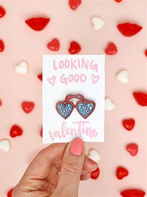 How To Make Pins For Valentines Day With Free Printables
