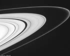 Spectacular Black And White Pictures Show The Best Views Of Saturns