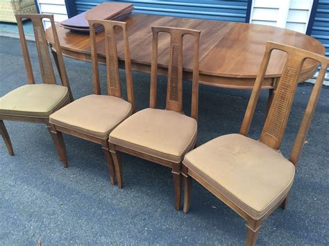 Vintage Drexel Triune Dining Room Table Set Delivery Available For