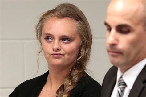 Michelle Carter Can Face Manslaughter Charge For Allegedly Encouraging