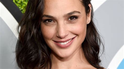 Gal Gadot Shares Hot Video From Inside Her Immaculate Kitchen Trendradars Uk