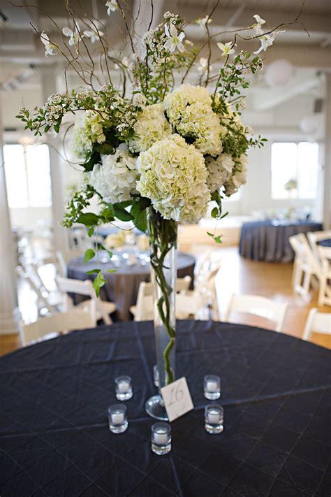 Tall Centerpiece With Hydrangea And Curly Willow Branches Flickr
