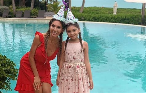 Farrah Abraham Defends Her Decision To Let Her Daughter Pierce Her