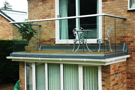 When the spring comes, there are some ideas to apply for a balcony decoration. Glass Balcony