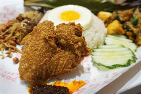 5 Best Nasi Lemak In Singapore That Will Surely Satisfy Your Cravings
