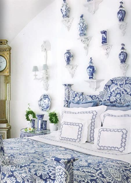 Chinoiserie Chic Carolyne Roehm Blue And White