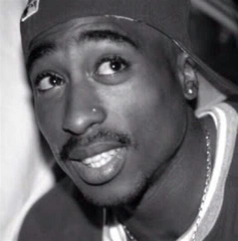 Pin By Sonya On 2pac Tupac Shakur Kevin Spacey Nose Piercing
