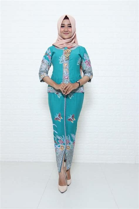 15 Seragam Batik Pramugari Trend Batik Model