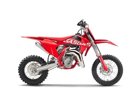 With a rise in the number of electric dirt bikes available today and even more on the way, it's becoming more interesting than ever to pit them against gas dirt bikes. First Look: 2021 GASGAS Motocross and Off-Road Bikes ...