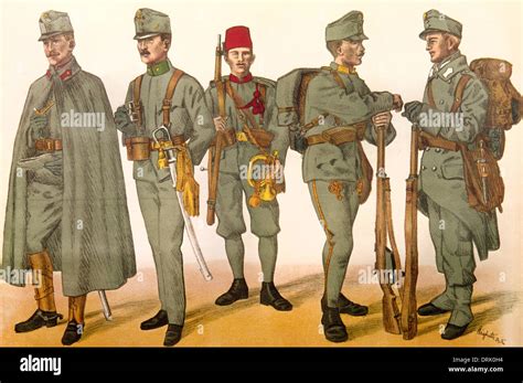 Les Soldats Autrichiens En Uniforme Ww1 Photo Stock Alamy