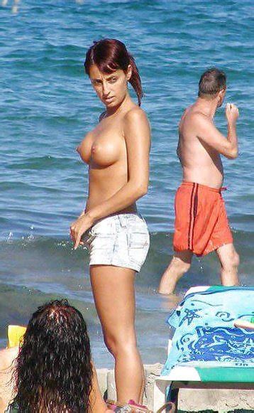 Super Sexy Day At The Beach 26 Braless By Voyeur Troc Zb Porn