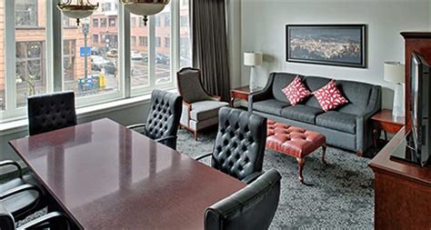 Maybe you would like to learn more about one of these? Executive Suites at Embassy Suites by Hilton Portland ...