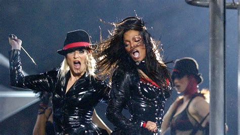 Nyts ‘malfunction Doc Revisits Janet Jacksons Super Bowl Breast