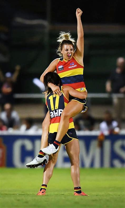 Aflw Stitch In Time Keeps Key Crow Talking Au