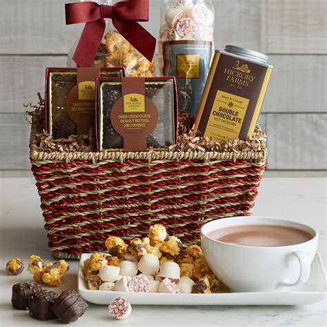 Hickory Farms Sweet Favorites T Basket Hickory Farms