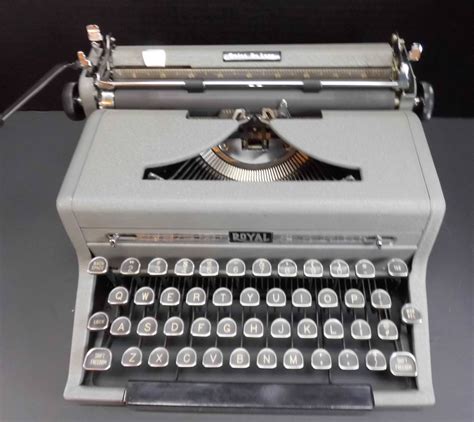 1940s Royal Quiet De Luxe Gray Magic Vintage Working Typewriter With Original Case Manaul