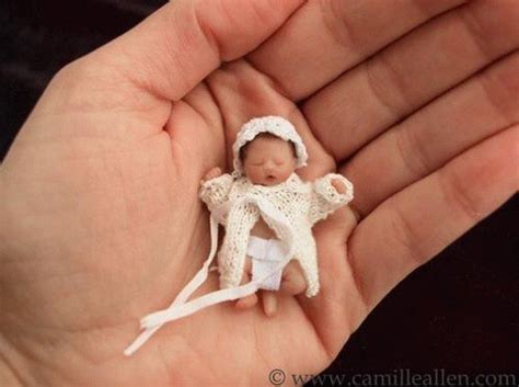 Artist Creates Miniature Baby Dolls That Look Lifelike