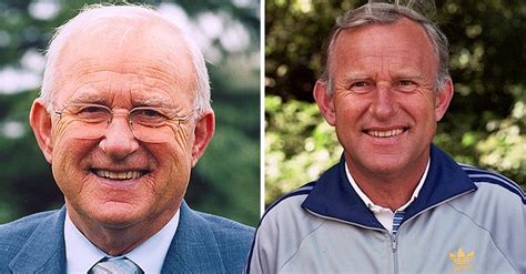 May 18, 2021 · a un peu plus de trois semaines du début de l'euro de football, didier deschamps a dévoilé ce mardi 18 mai la liste des joueurs qui tenteront de remporter le trophée à partir du 11 juin prochain. Lilian Thuram : son fils Marcus se souvient des craintes ...