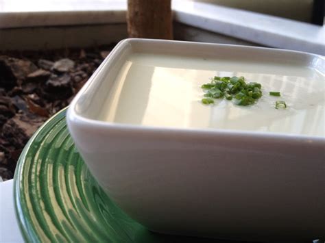 Vegan Vichyssoise Easy Soup Recipe To Enjoy Hot Or Cold