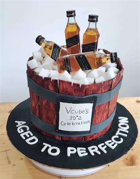 You all know… read more 36 Whiskey Birthday Cake Design ideas For 2020 in 2020
