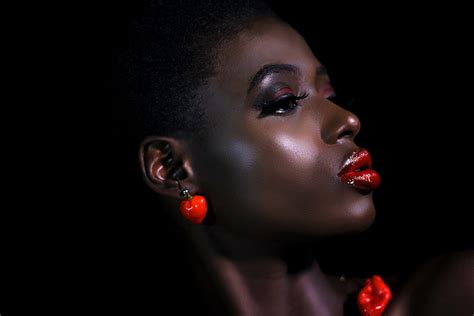 Red Lipsticks That Look Good On Black Women Hellobeautiful