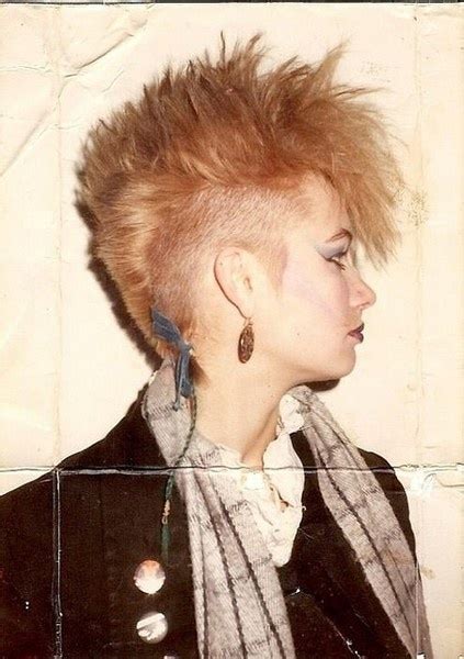 Spiky Hair Прически Волосы девушек Прически в стиле 80 х