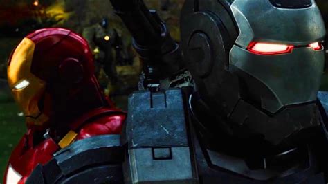 Iron man 2 streaming ita. Iron Man e War Machine vs. I droni di Hammer | Iron Man 2 ...