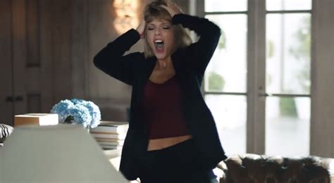 Taylor Swift Dances To The Darkness In New Apple Music Ad Music