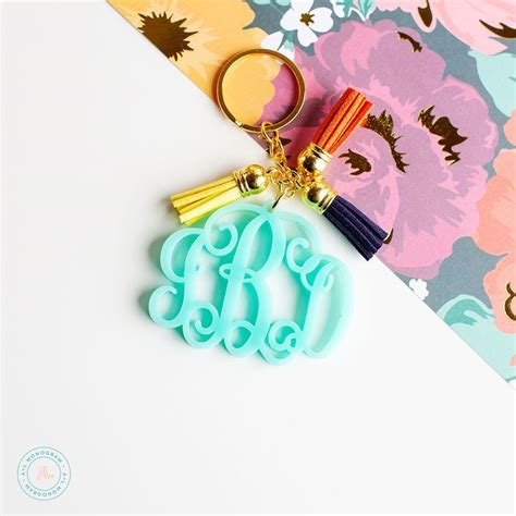 Download Vine Monogram Personalized Keychain | Keychain design, Monogram keychain