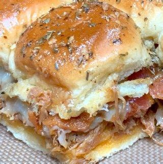 You could even make the pulled pork for these sliders in advance. Bacon and cheese on shredded pork sliders on a Hawaiian roll in 2020 | Pulled pork sliders, Pork ...