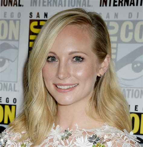 Candice King The Vampire Diaries Press Line At Comic Con 2016 In
