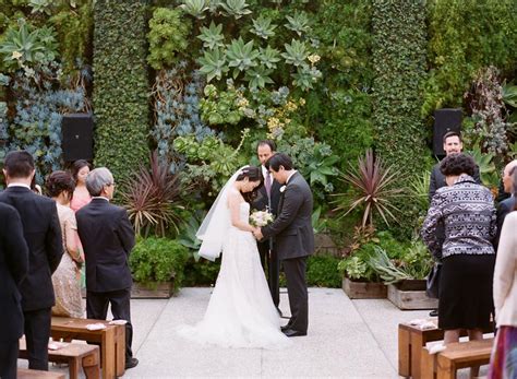 Los Angeles Garden Wedding At The Smog Shoppe