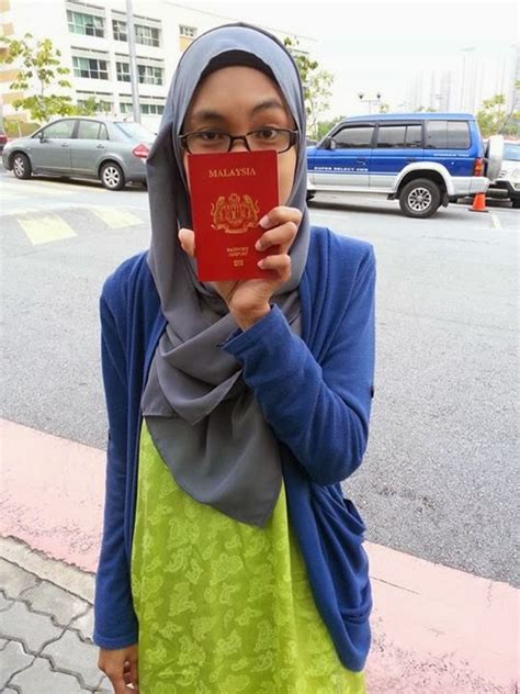 Gambar passport sedia ada tu gambar masa form 3. Cara Buat Passport di KDN Jalan Duta. - Mek Onie