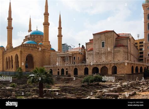 Lebanon Beirut Mosque Church Hi Res Stock Photography And Images Alamy